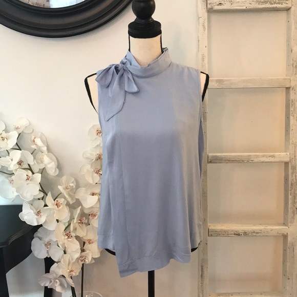 Sleeveless Top - Picture 3 of 7